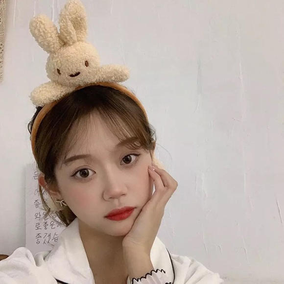 Korean Cute Plushy Rabbit Headband - Picture 4 of 6